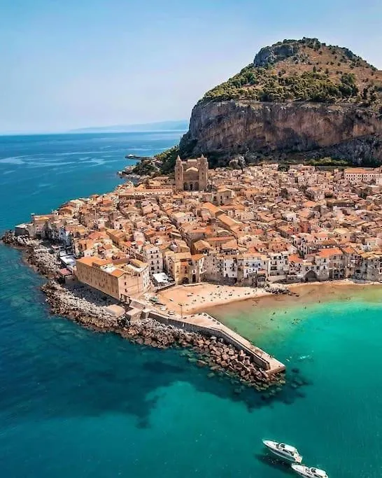 Villa Azzurra Cefalù 0*,  Italien